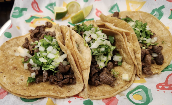Las Maracas Restaurant signature dishes TacosNachosTortas